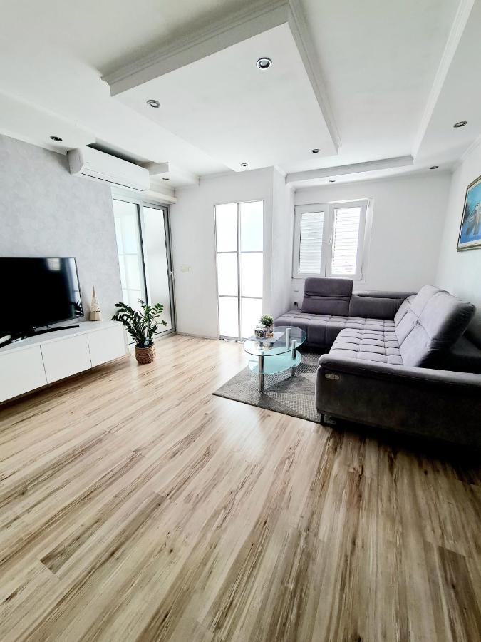Apartment Mirjana Makarska Eksteriør billede