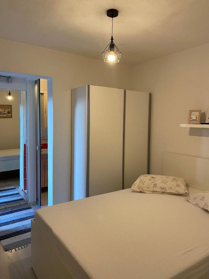 Apartment Mirjana Makarska Eksteriør billede